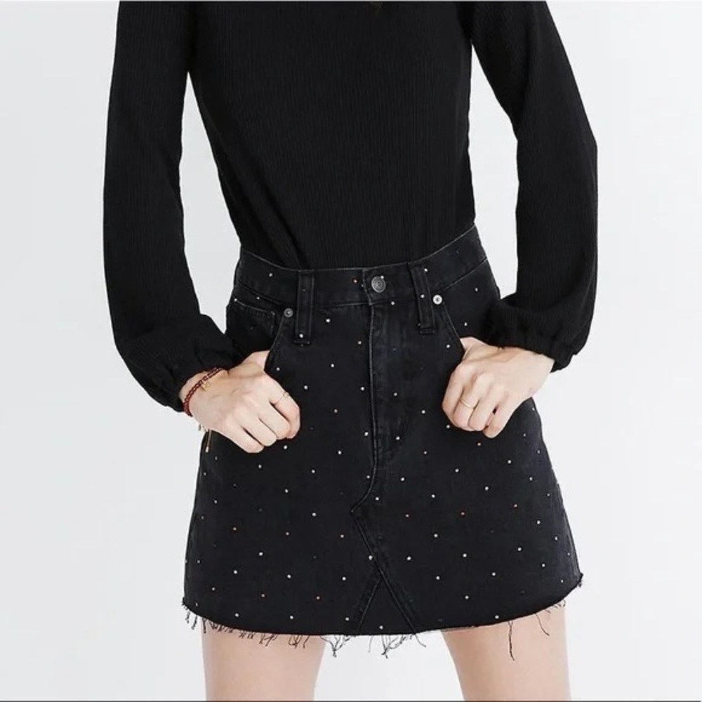 Madewell Black Denim Skirt with Studded Details Size 25